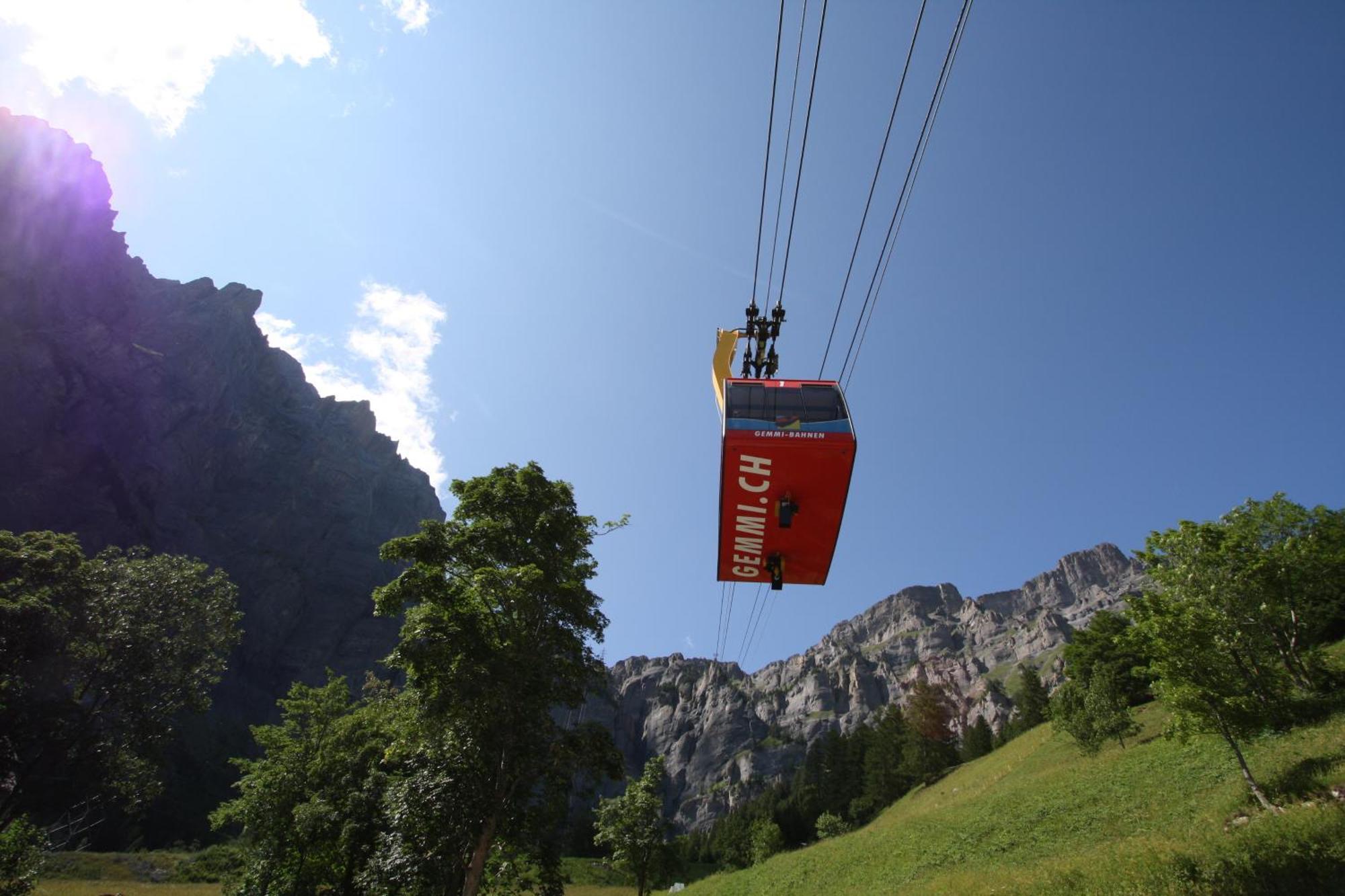 Hotel Alfa Superieur - Leukerbad-Therme المظهر الخارجي الصورة